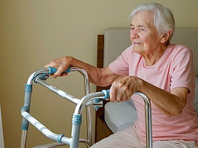 Wohnen im Alter: Umzug ins Pflegeheim!